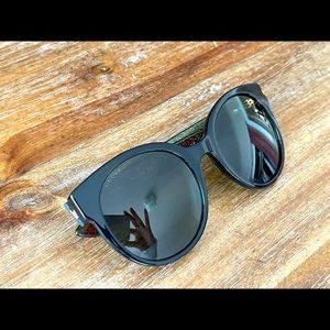 Brand new Gucci sunglasses. Model # GG0035S